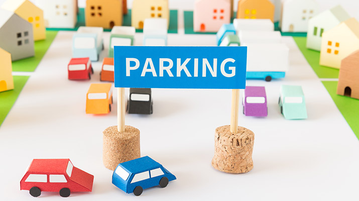 駐車場看板を設置する目的や効果的な看板を作成するポイントを解説！
